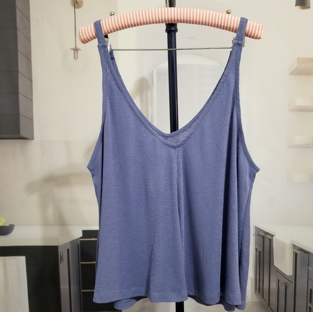 FP Bundle - Dani Tank Top - Ivory Oversize Raw Hem Roll Cuff T-Shirt
